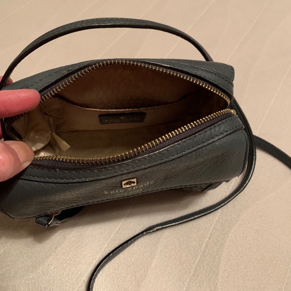 Kate Spade Purse - Picture 3 of 9